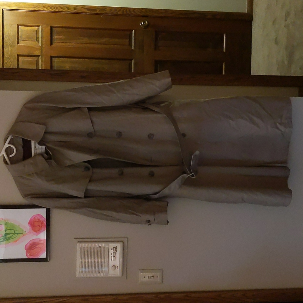 Towne by London Fog Trench Coat 38 Reg